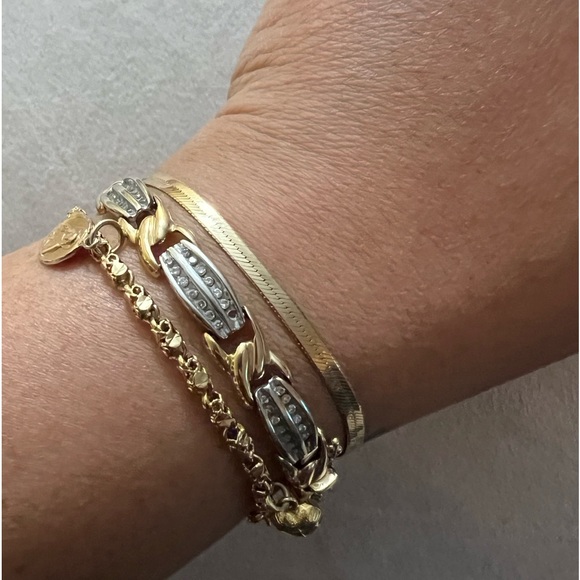 🔥🔥SUPER SALE🔥🔥PRICE FIRM✅👑14kt Solid Yellow Gold Herringbone Bracelet - Picture 4 of 13